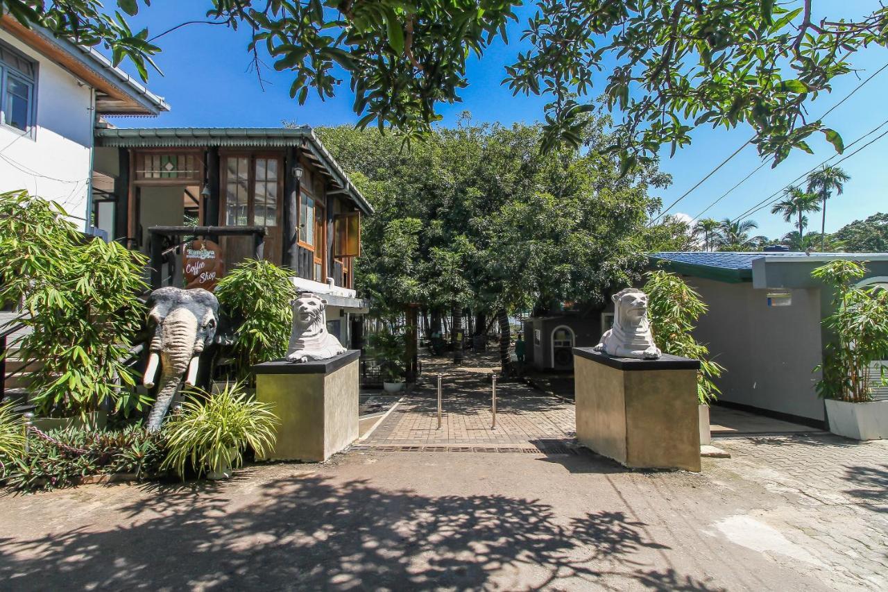 Oyo 471 Randiya Hotel Moratuwa Εξωτερικό φωτογραφία